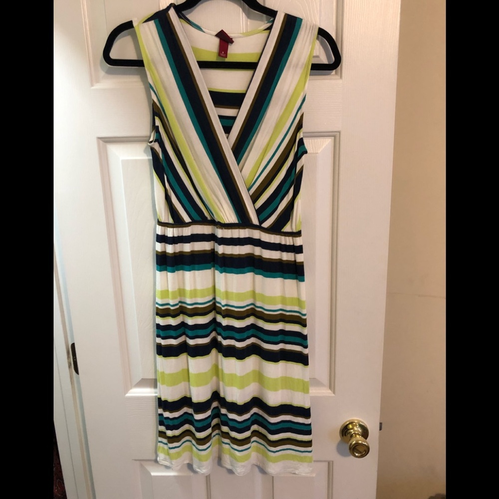 Cute and comfortable dress.
